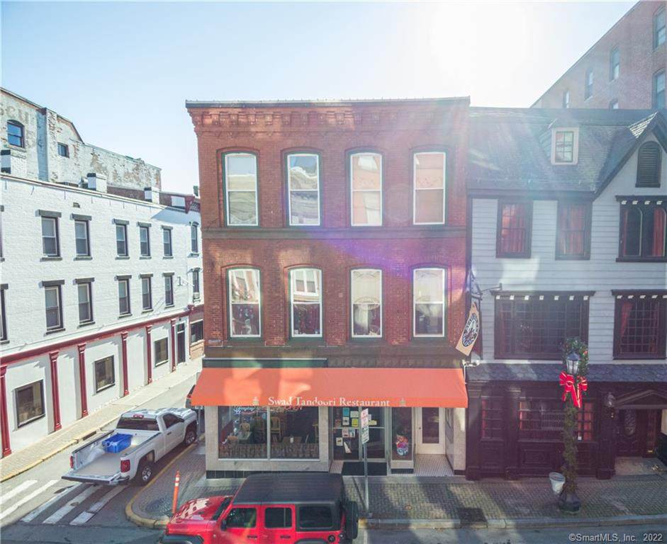 152 State Street - Photo 1