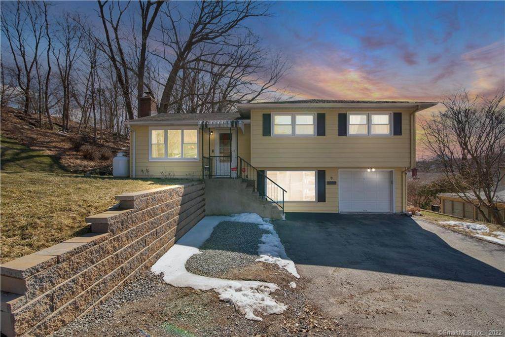 9 Nutmeg Avenue - Photo 1