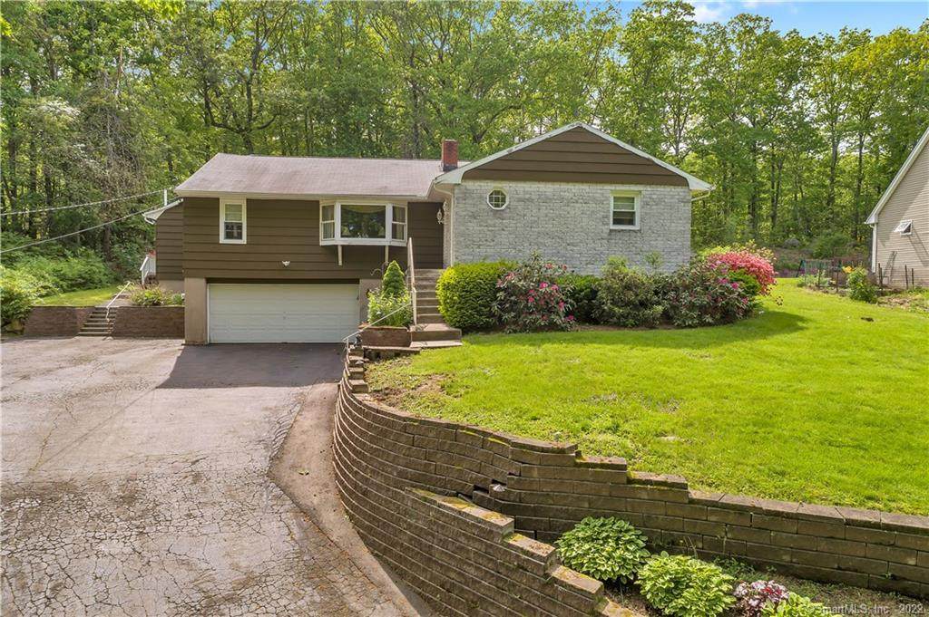 1192 Paradise Avenue - Photo 1