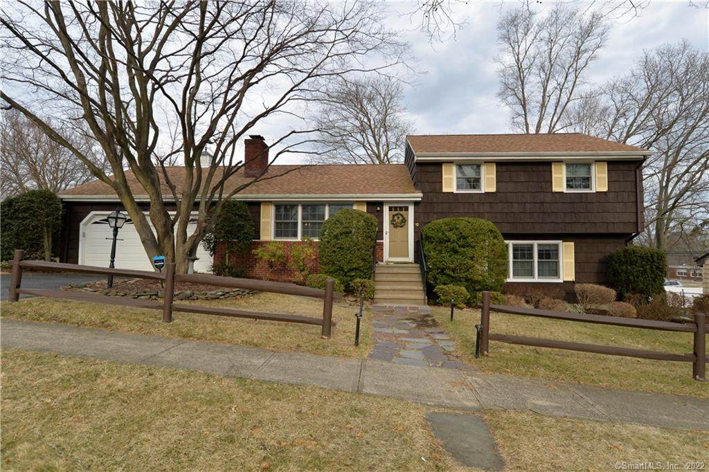 40 Mcleod Place - Photo 1