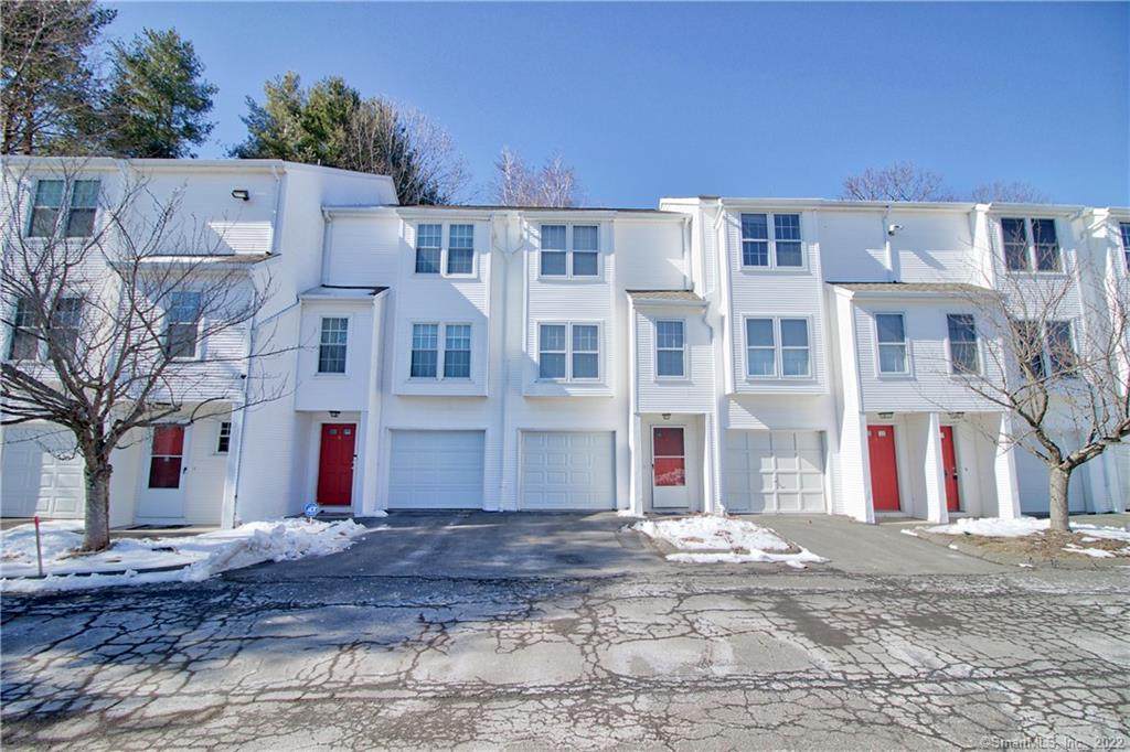 70 Deerwood Lane - Photo 1