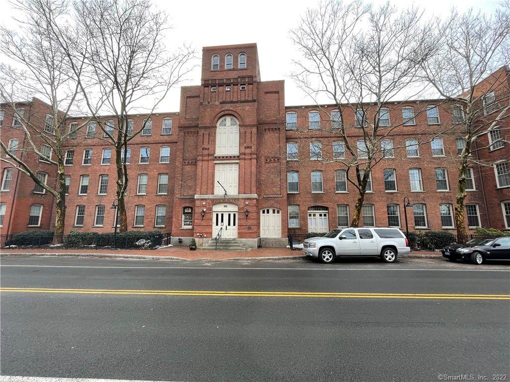 92 Main Street - Photo 1