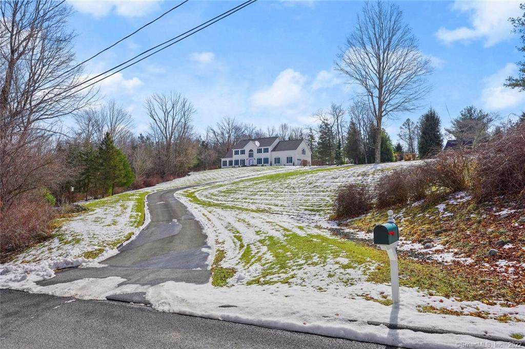 9 Newbury Road - Photo 1