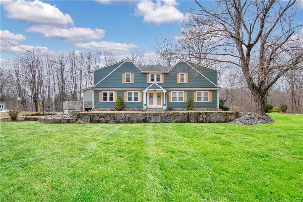 231 Turnpike Road - Photo 1
