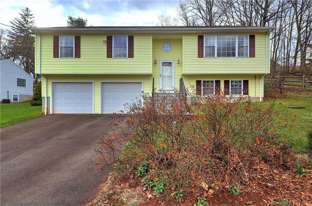 38 Pelham Avenue - Photo 1