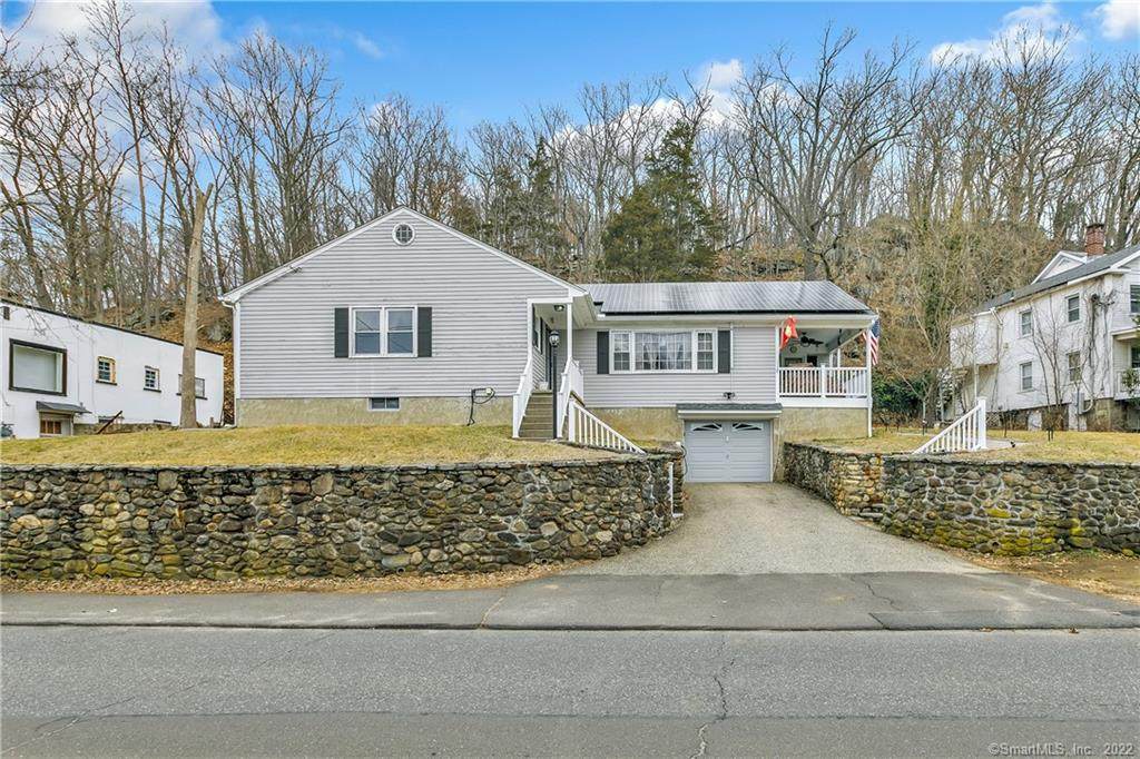 397 Hawthorne Avenue - Photo 1