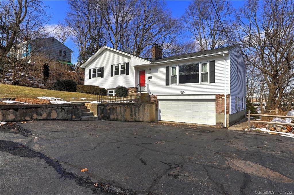 200 Lincoln Street - Photo 1