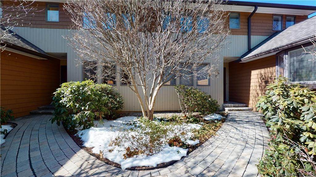 25 Bathcrescent Lane - Photo 1