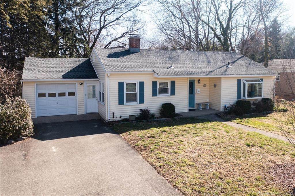 307 Park Avenue - Photo 1