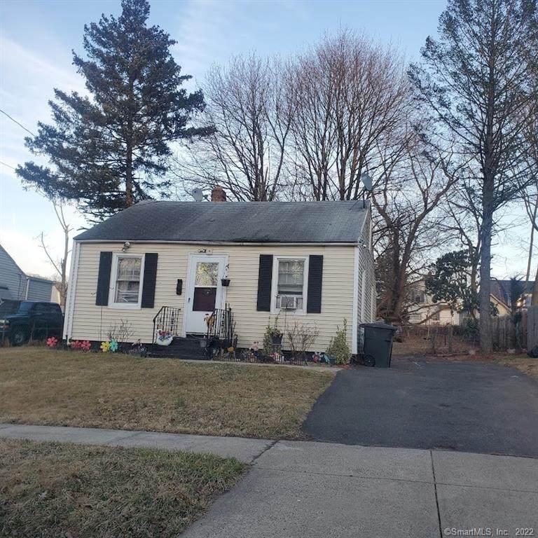 155 Rosewood Avenue - Photo 1