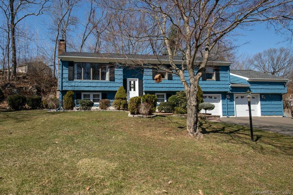11 Shady Lane - Photo 1