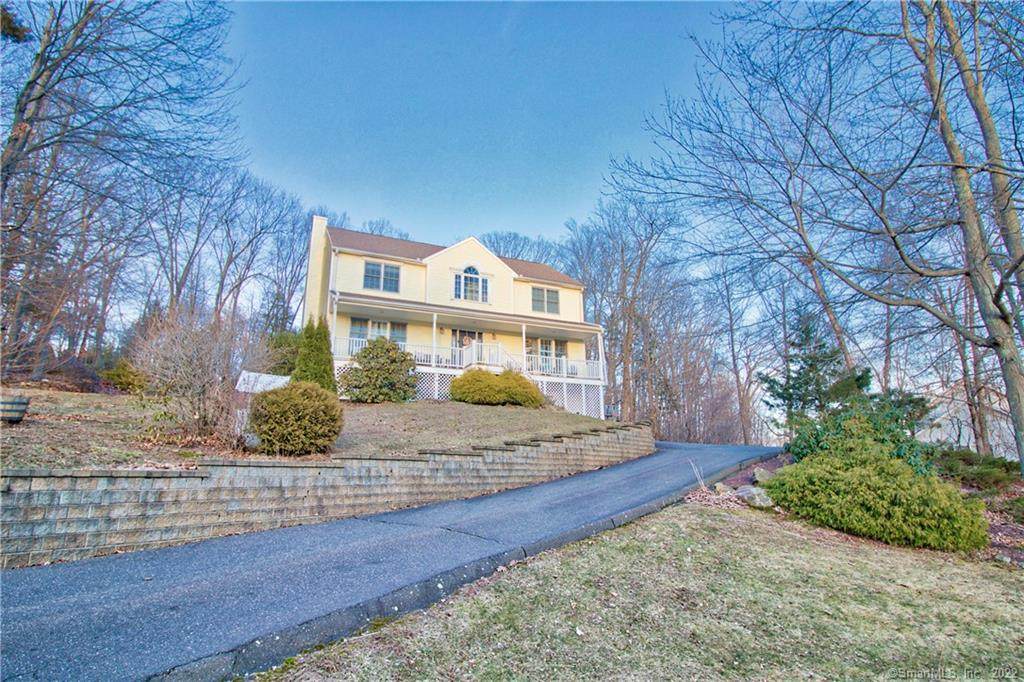 17 Woodgaite Drive - Photo 1