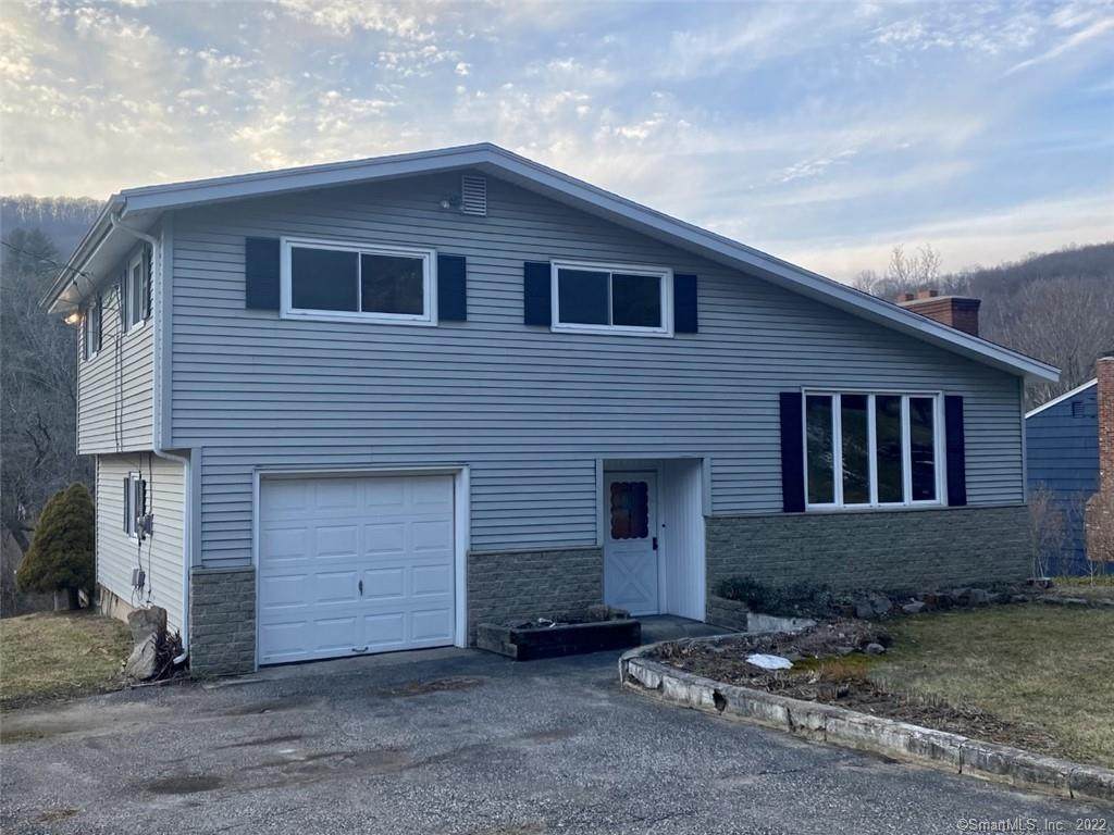 15 Hillendale Drive - Photo 1