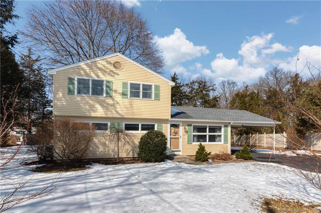 55 Dogwood Drive - Photo 1