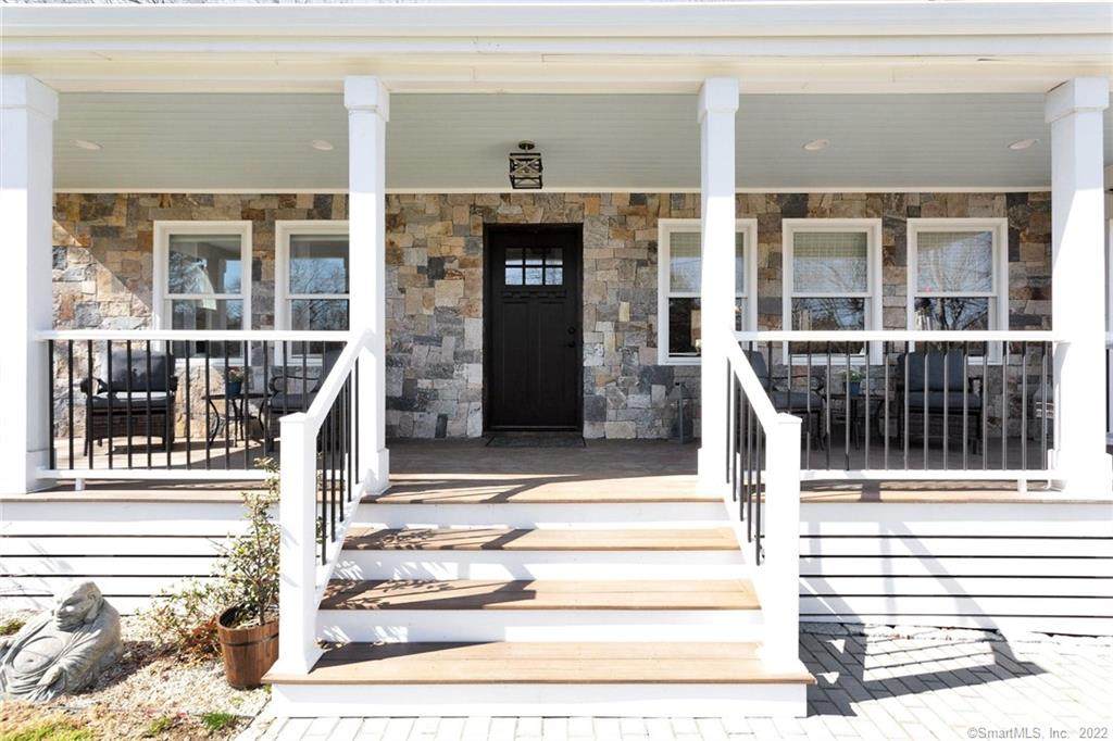 102 Clover Hill Drive - Photo 1