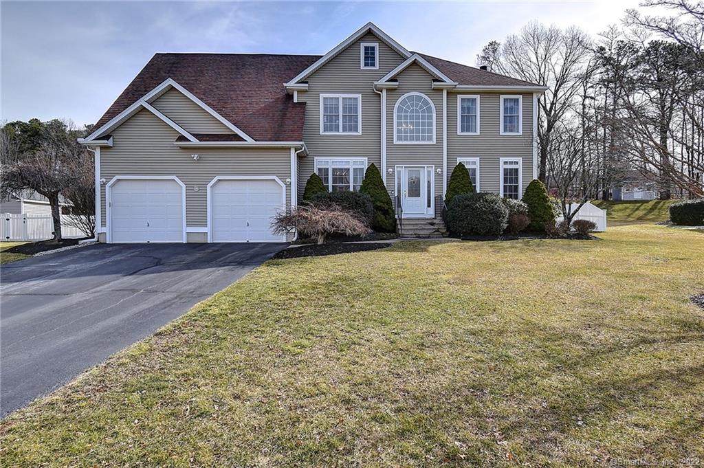 45 Pamela Court - Photo 1