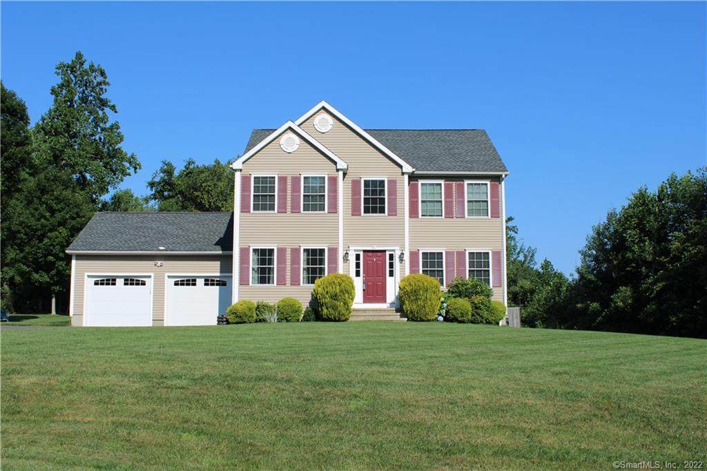 2 Oakwood Drive - Photo 1
