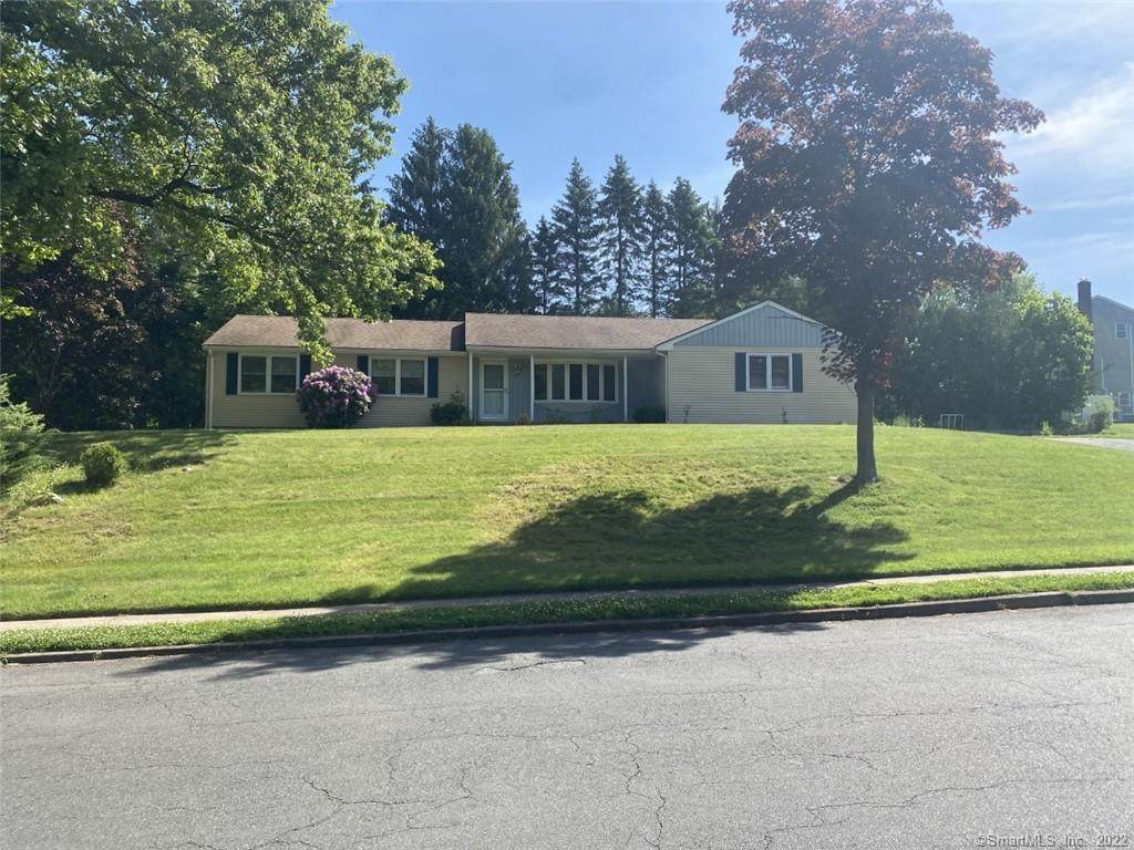 261 Briarwood Drive - Photo 1