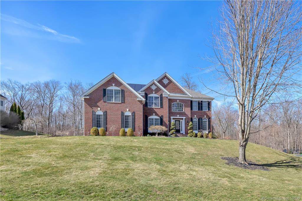 47 Sachem Drive - Photo 1