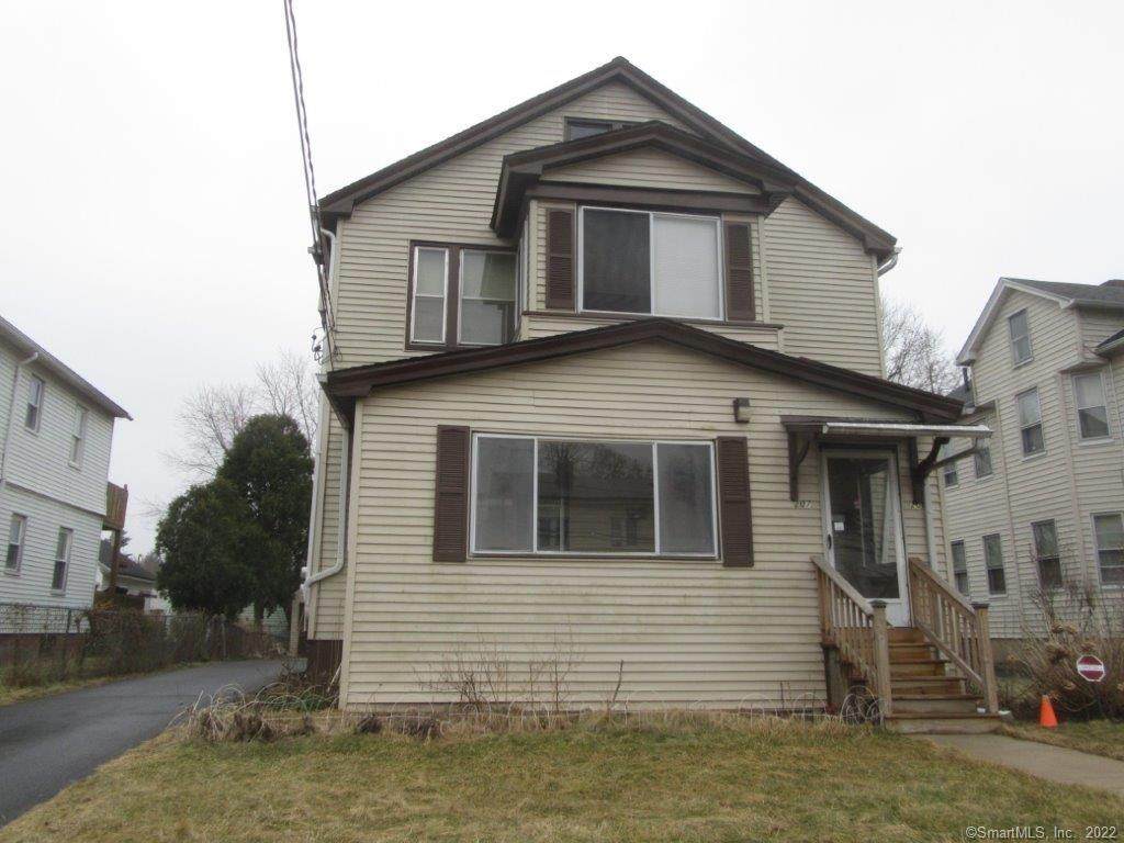 207 Holcomb Street - Photo 1