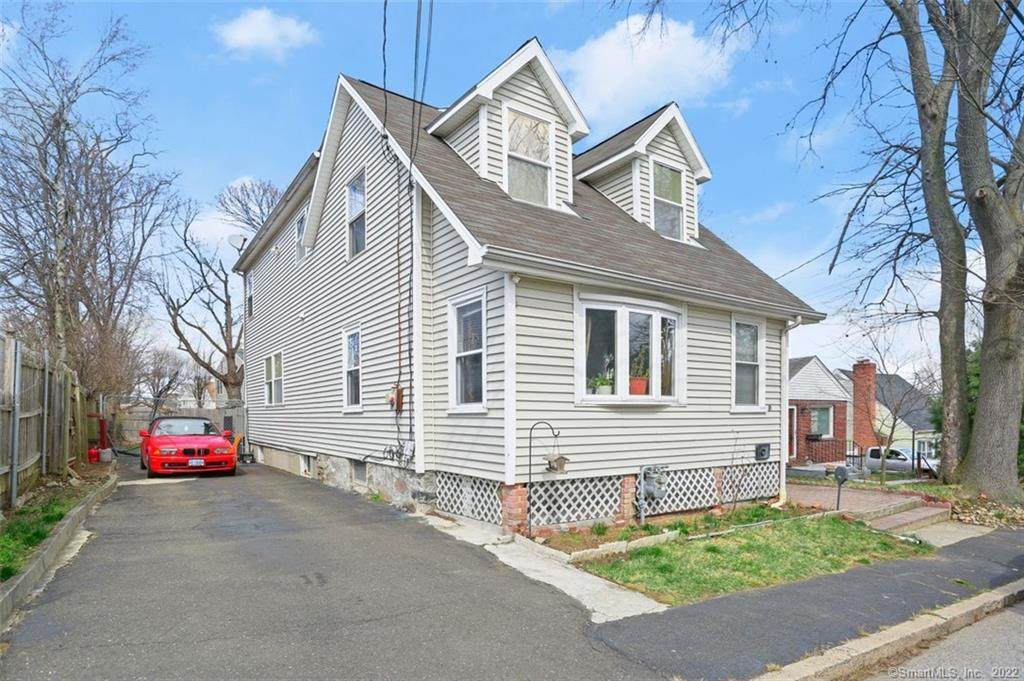76 Charles Street - Photo 1