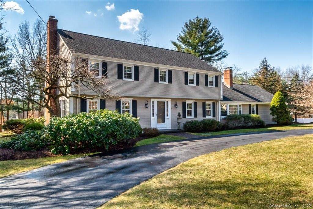 11 Country Club Drive - Photo 1