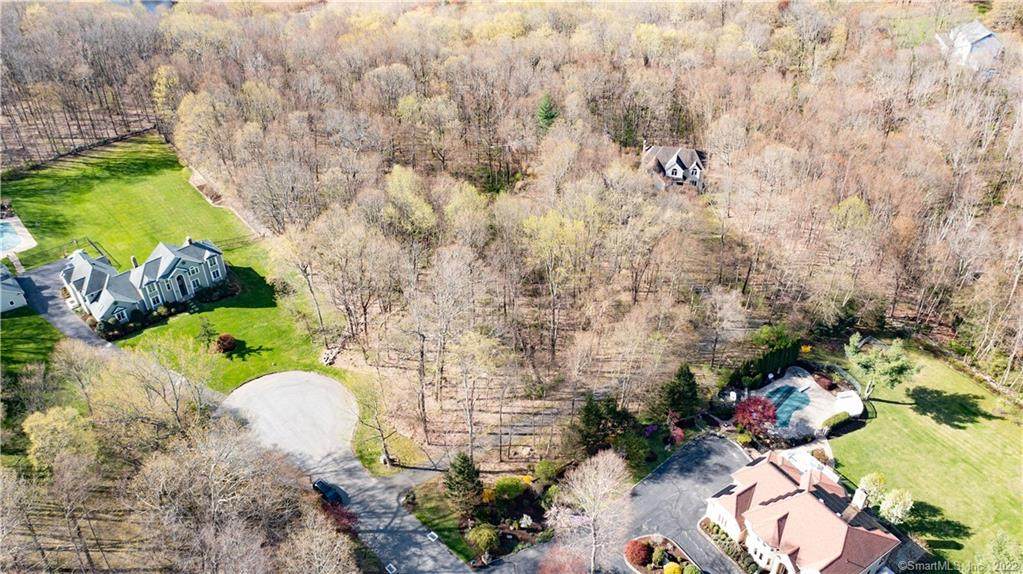 14 Edna Court - Photo 1
