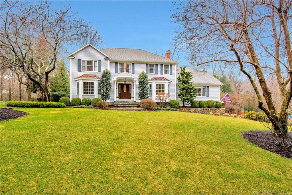 10 Stonewall Lane - Photo 1