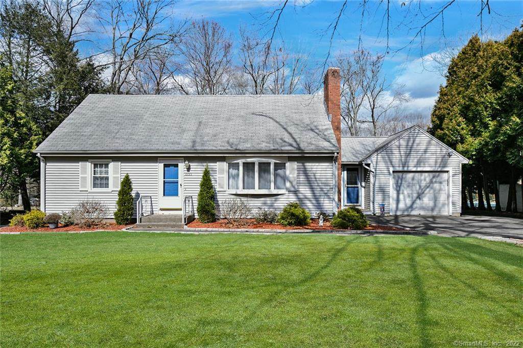 1033 Meriden Avenue - Photo 1