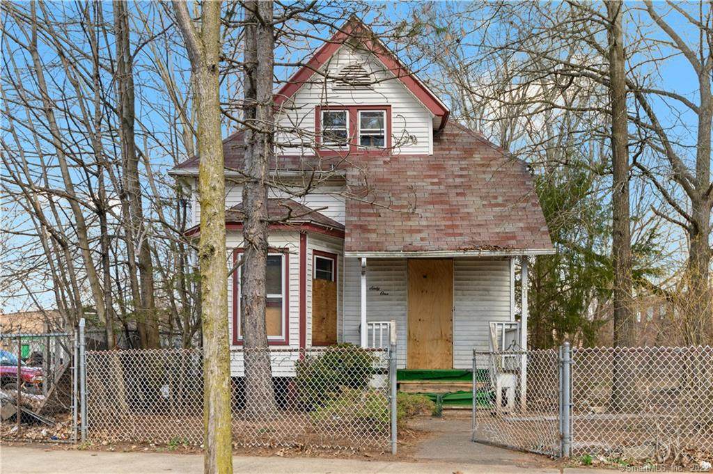 61 Brewster Street - Photo 1