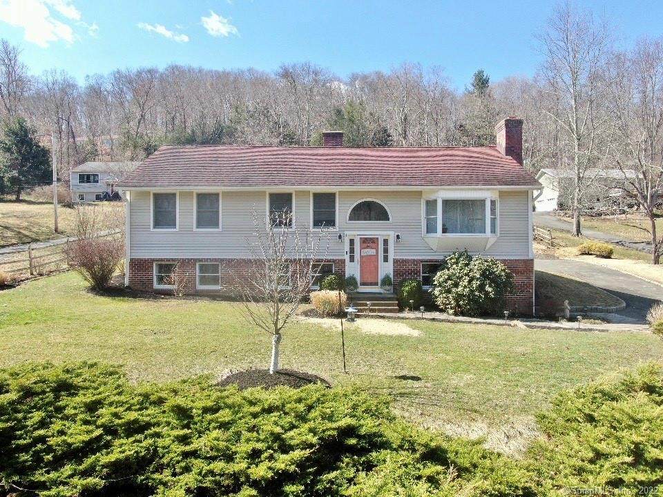 205 Hanover Road - Photo 1