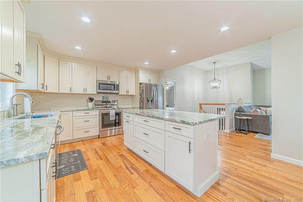 85 Lillis Road - Photo 1