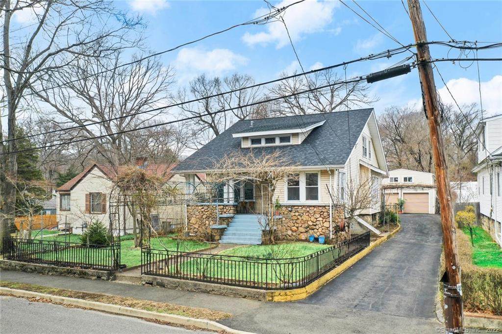 17 Glen Avenue - Photo 1