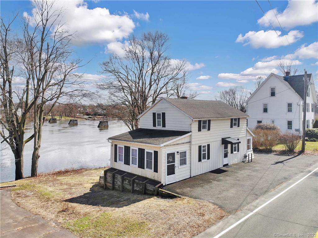 824 River Boulevard - Photo 1