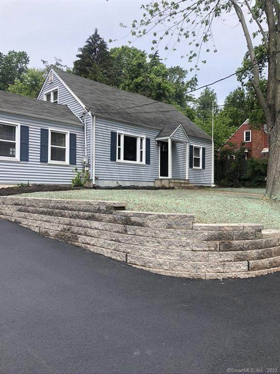 244 Evergreen Avenue - Photo 1