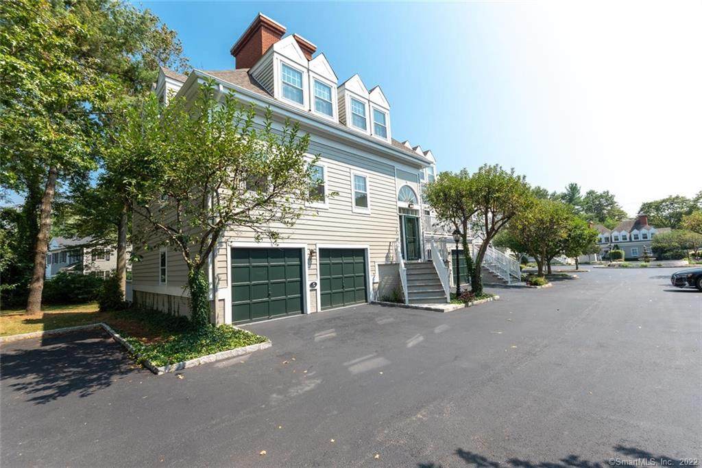 450 Center Street - Photo 1