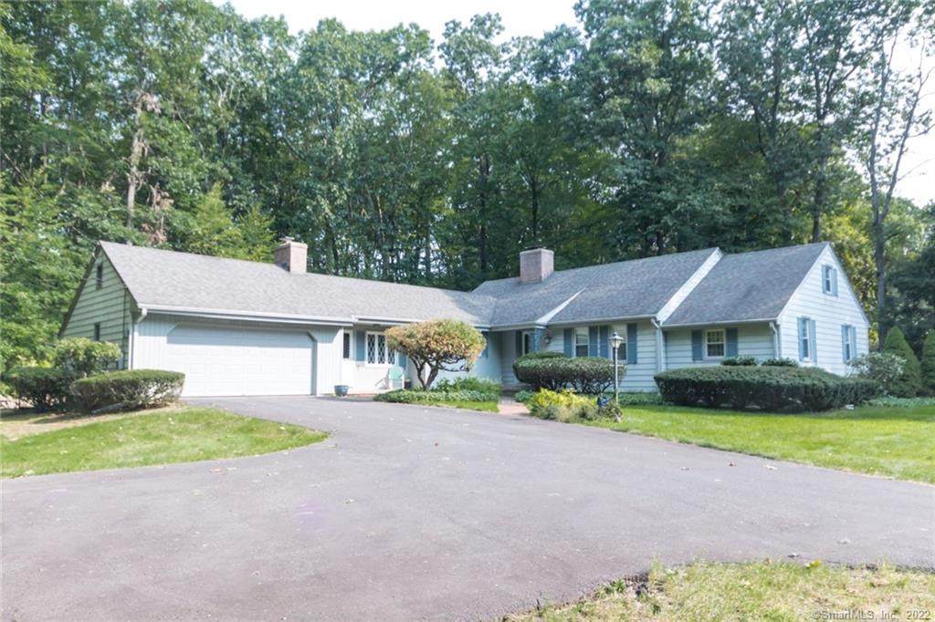 28 Candlewood Lane - Photo 1
