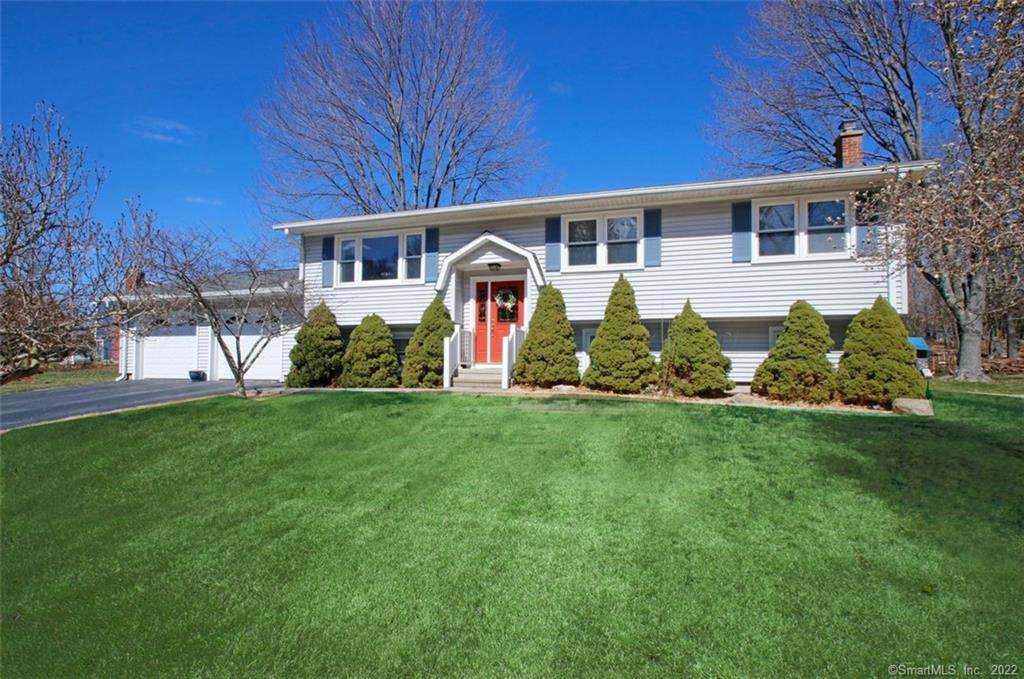 5 Glenbrook Drive - Photo 1
