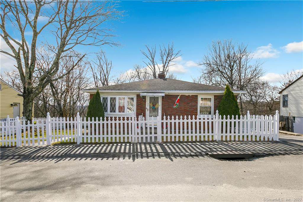 39 Beacon Street - Photo 1