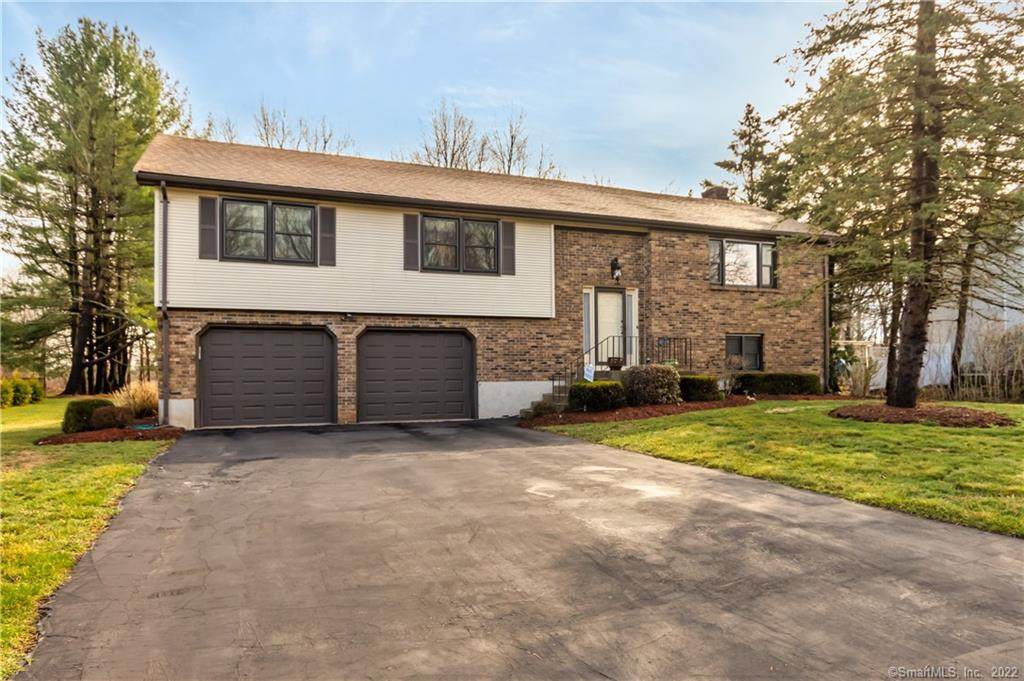 54 Lancaster Drive - Photo 1