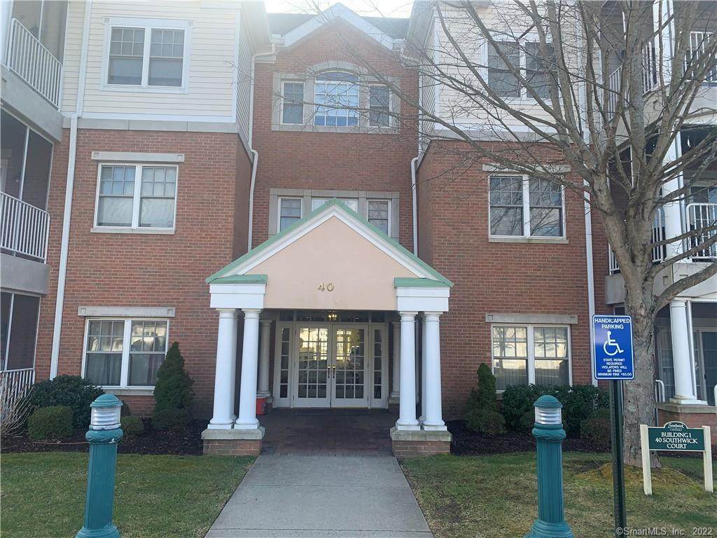 40 Southwick Court - Photo 1