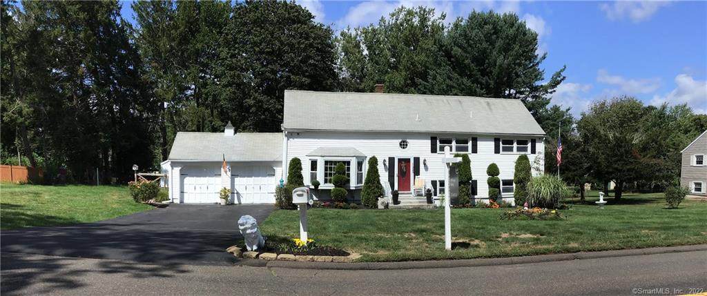1525 Tuttle Avenue - Photo 1