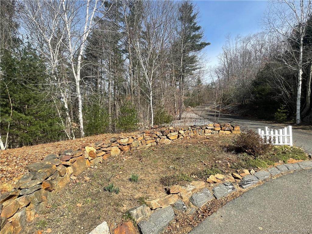 12 Virginia Lane - Photo 1