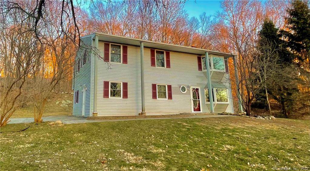 17 Palomino Drive - Photo 1