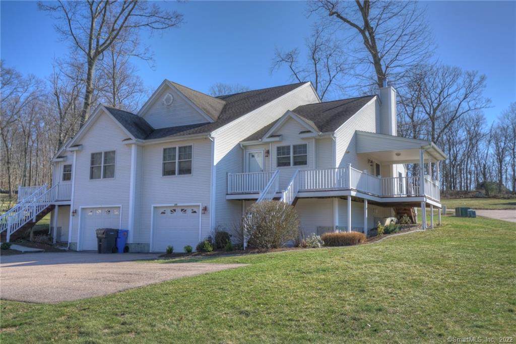 109 Murphys Drive - Photo 1