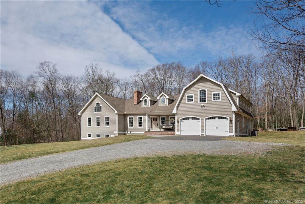 92 Meadowview Drive - Photo 1