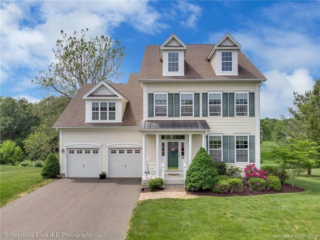 19 Pondside Drive - Photo 1
