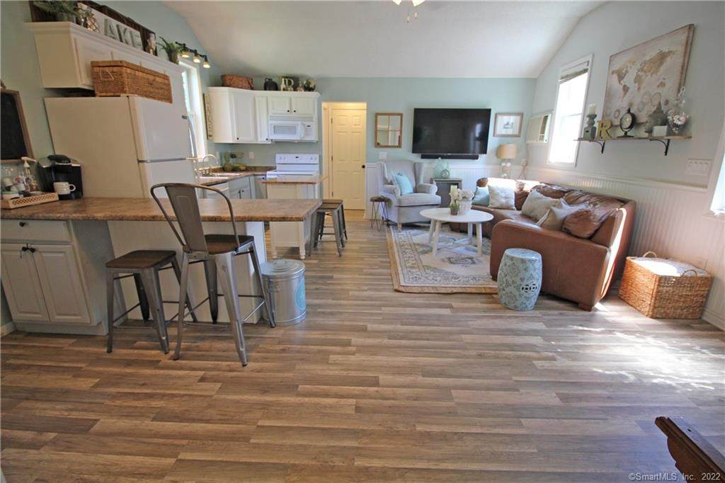 323 Griffin Road - Photo 1
