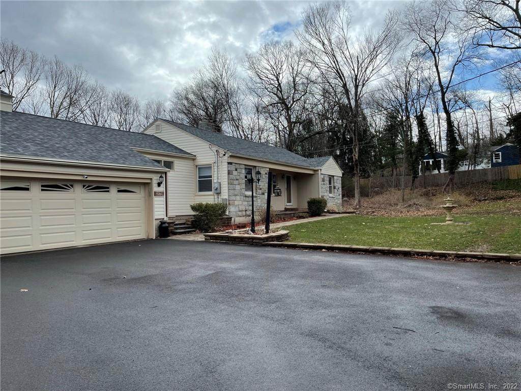 2375 Shepard Avenue - Photo 1