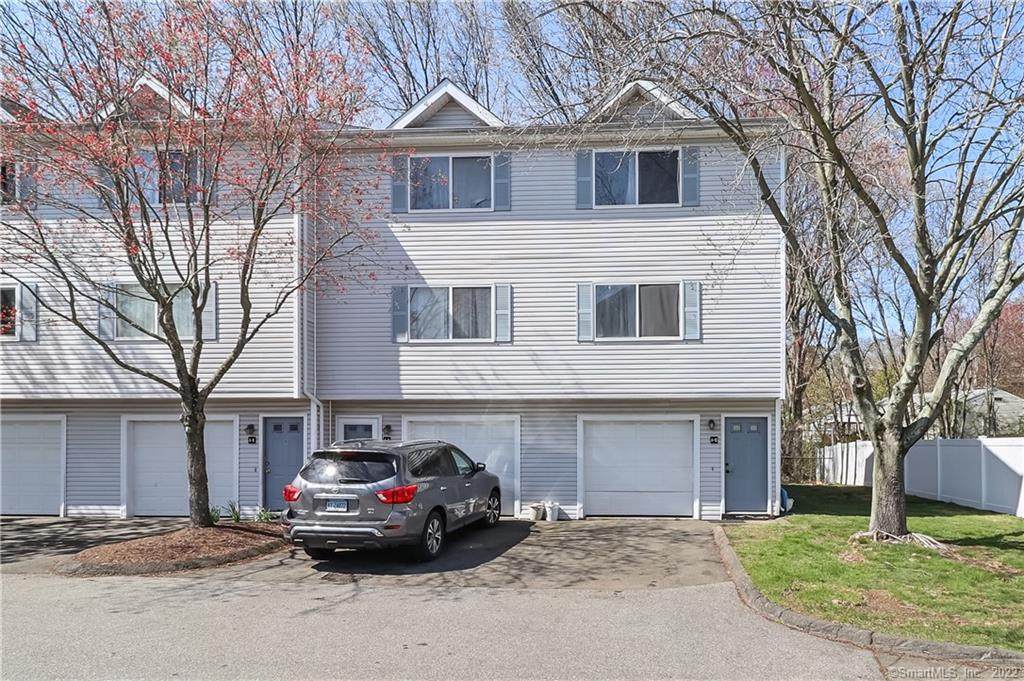 360 Spring Street - Photo 1